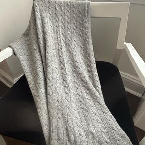 Sofia Cashmere Emilia Travel blanket Grey
